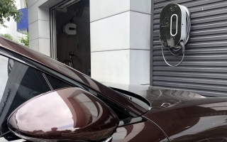 Có thêm trạm sạc cho ô tô điện tại Hà Nội